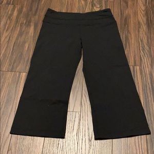 Lululemon Grove cropped pant